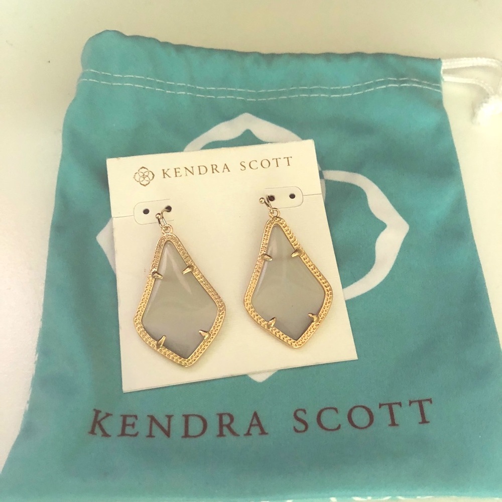⚡️FLASH SALE⚡️Kendra Scott Alex Earrings in Slate